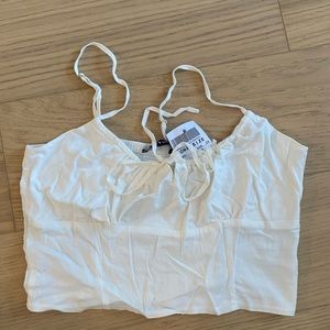 Brandy Melville Jennifer crop TOP white